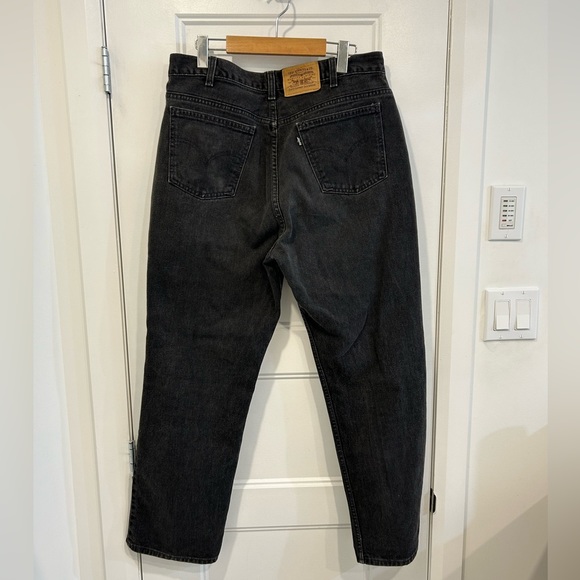 Black Levi's Baggy Jeans - Picture 3 of 3